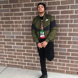 Meet your Posher, Dwight